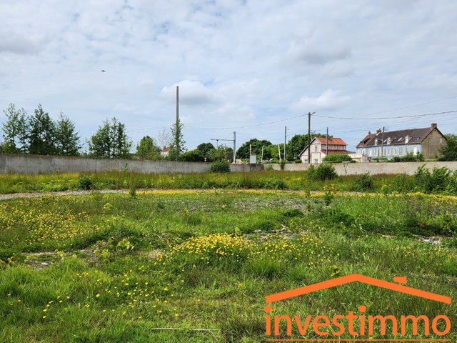 Terrain constructible à HESDIGNEUL LES BOULOGNE — photo du bien