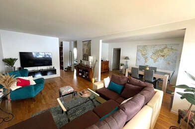 Appartement 5 pièces 239900 €