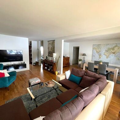 Appartement 5 pièces 239900 €