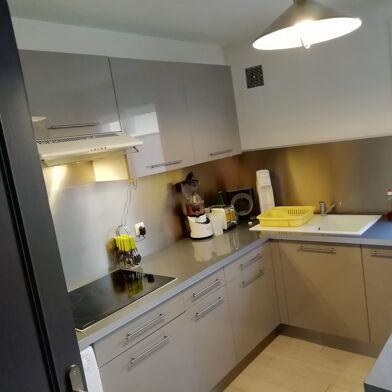 Appartement 3 pièces 81000 €
