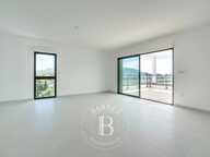 VENTE - MARSEILLE - 13008 - VIEILLE CHAPELLE - APPARTEMENT 5 PIÈ — photo 3
