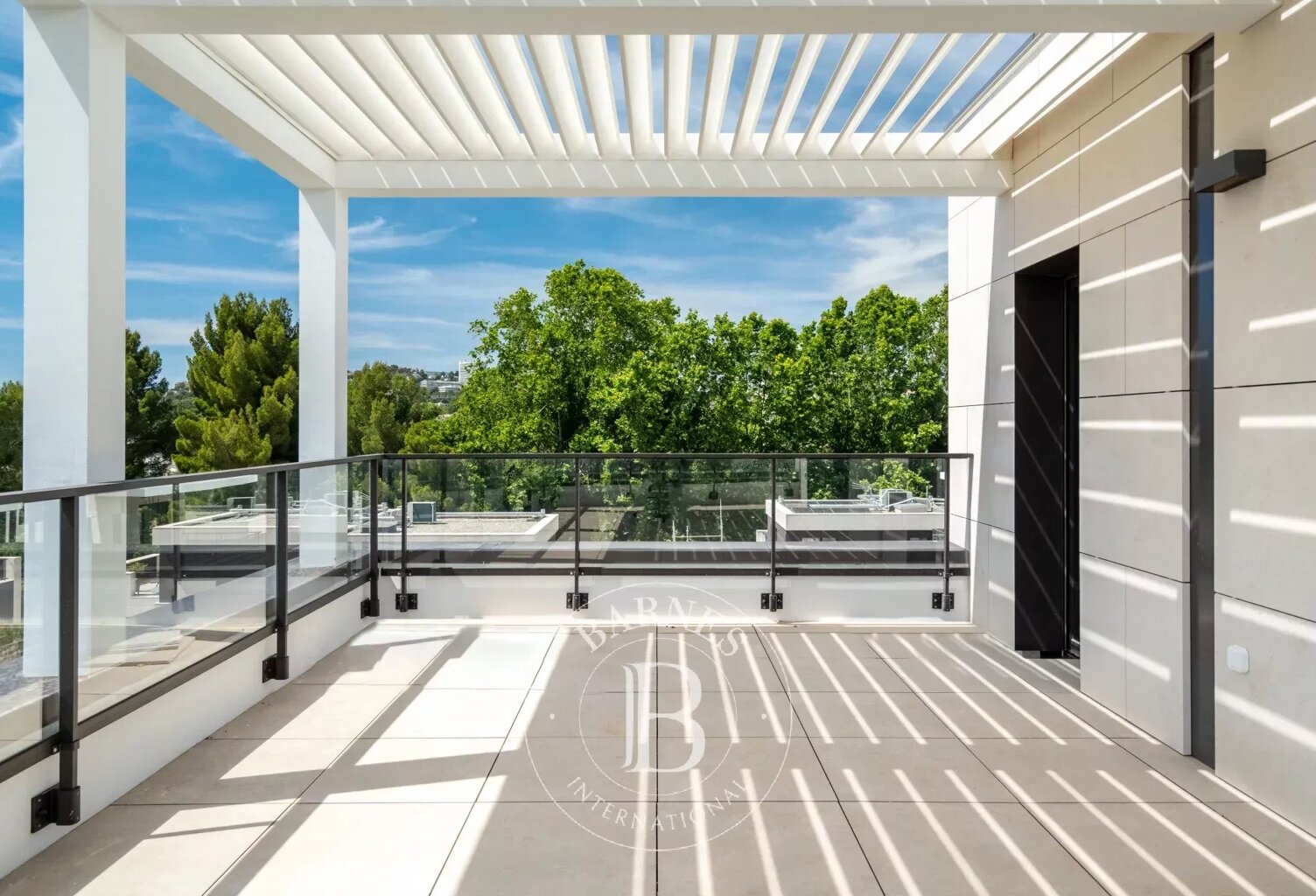 VENTE - MARSEILLE - 13008 - VIEILLE CHAPELLE - APPARTEMENT 4 PIÈ — photo 1