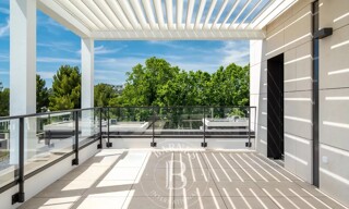Appartement 4 Pièces 162 m² à vendre à Marseille 8 (13008)