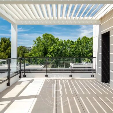 Appartement 4 pièces 1220000 €