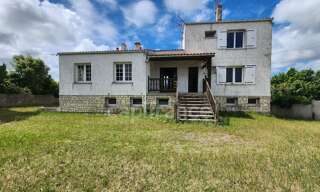 Immeuble  130 m² à vendre à Saint-Georges-d'Oléron (17190)