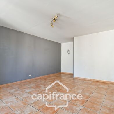 Maison 3 pièces 77000 €