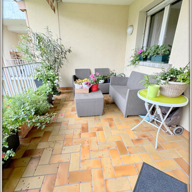 Appartement 3 pièces 275000 €