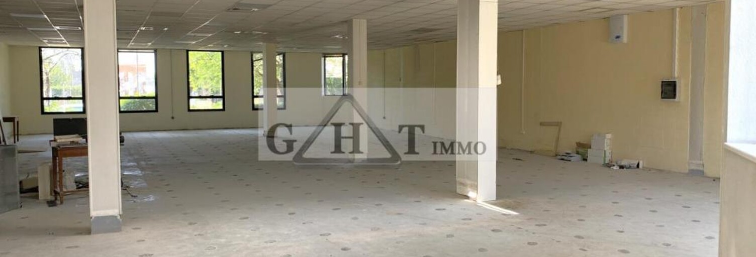 Local industriel  312 m² à louer à Massy (91300)
