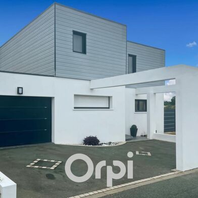 Maison 5 pièces 275000 €