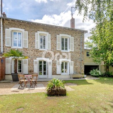 Maison 6 pièces 239900 €