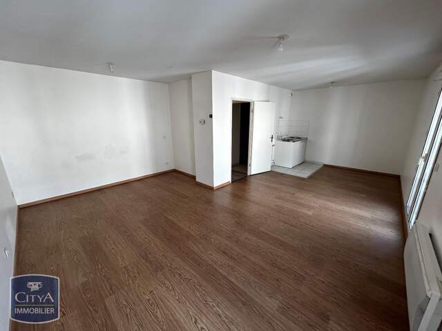 Appartement 1 pièce 38 m² à Cholet — photo du bien