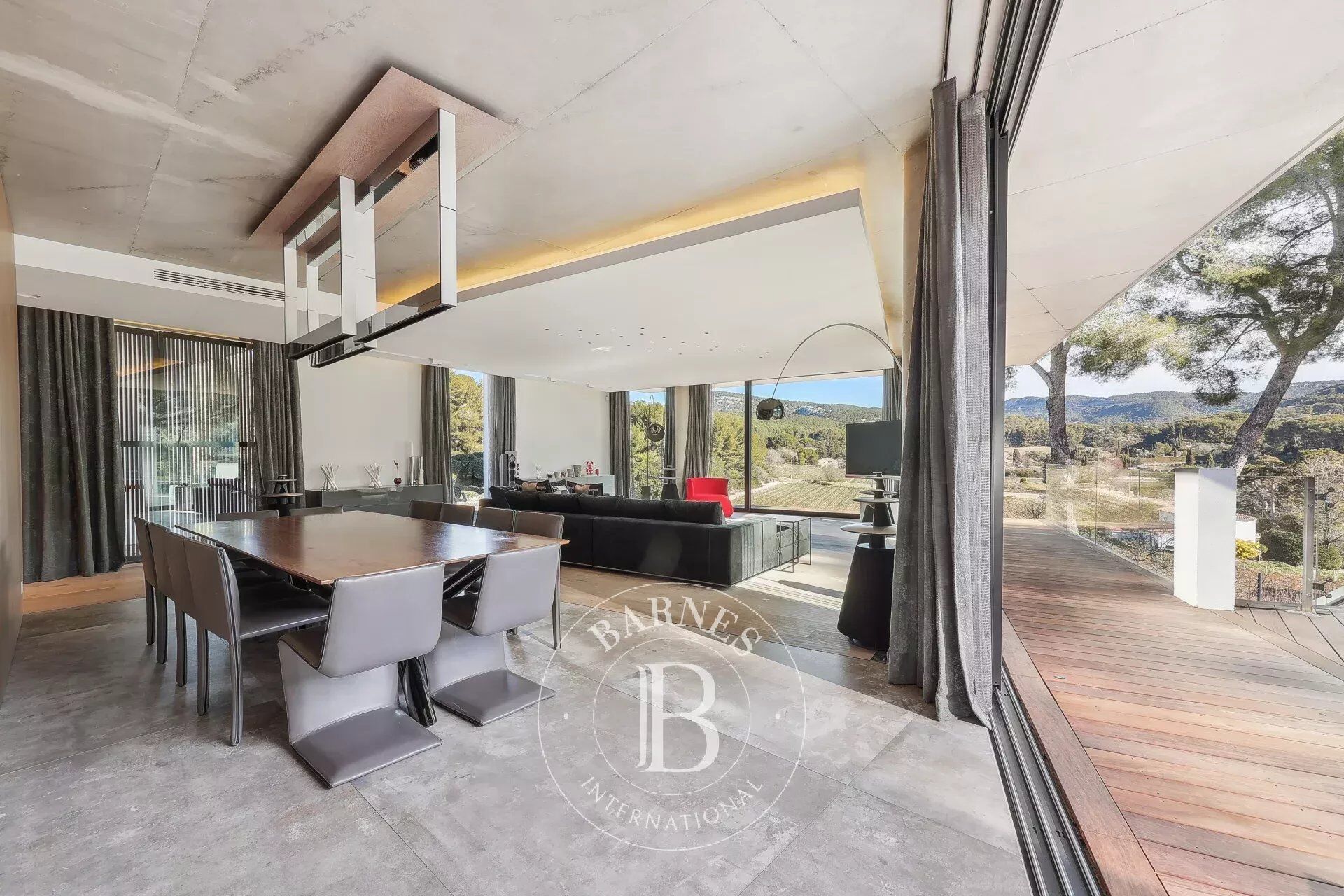 Villa / Maison  T5 à vendre Cassis 13260