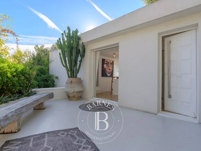 VENTE - CASSIS - VILLA - VUE MER - PISCINE - 3 CHAMBRES — photo 1