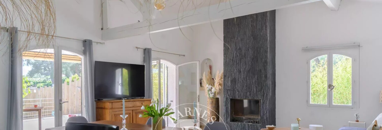 Maison 8 Pièces 191 m² à vendre à Cassis (13260)