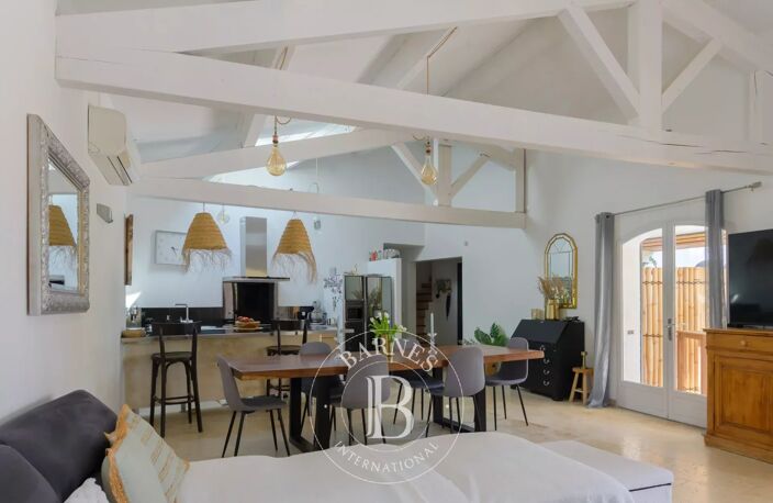 VENTE - CASSIS - VILLA - PISCINE - APPARTEMENT INDÉPENDANT. — photo 2