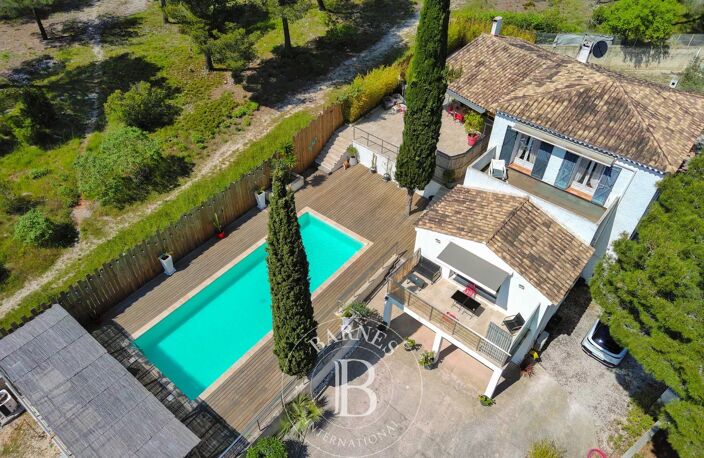 VENTE - CASSIS - VILLA - PISCINE - APPARTEMENT INDÉPENDANT. — photo 3