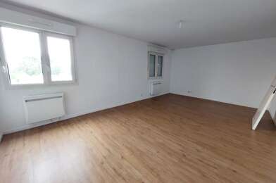 Appartement 4 pièces 80676 €
