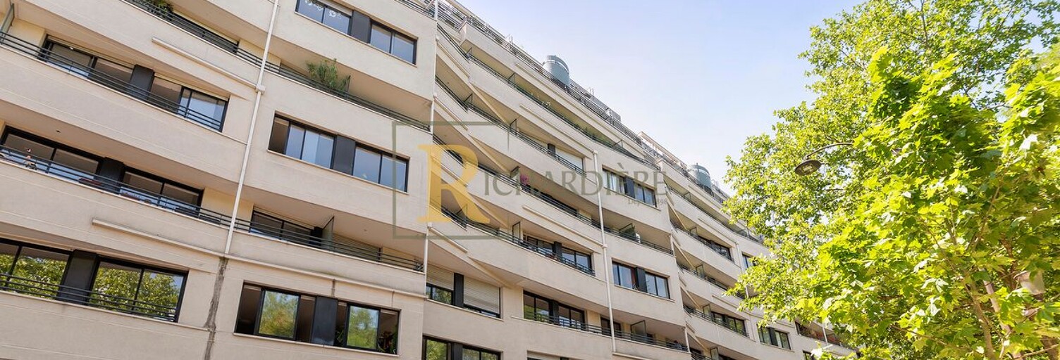 Appartement 5 Pièces 110 m² à vendre à Paris 19 (75019)