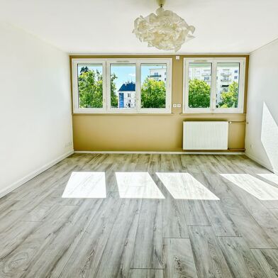 Appartement 3 pièces 90000 €