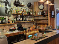 BAR PUB RESTAURANT — photo 2