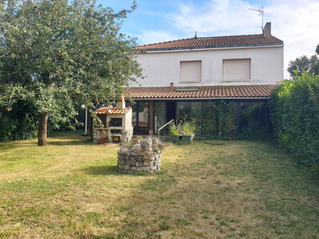 Villa / Maison  T6 à vendre Dompierre-sur-Mer 17139