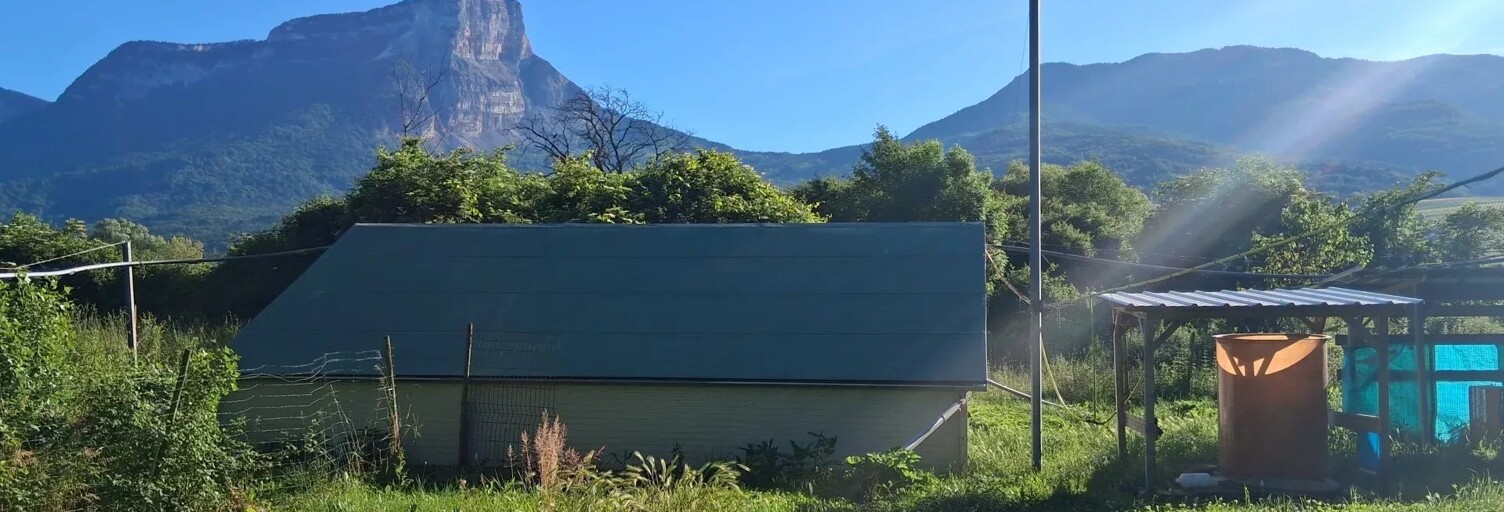 Commerce  10210 m² à vendre à Apremont (73190)