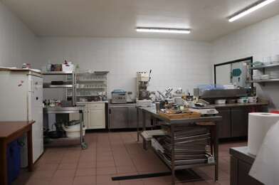 Commerce  118000 €