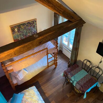 Appartement 1 pièces 900 €