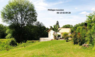 Maison 9 Pièces 210 m² à vendre à Castelmoron-d'Albret (33540)