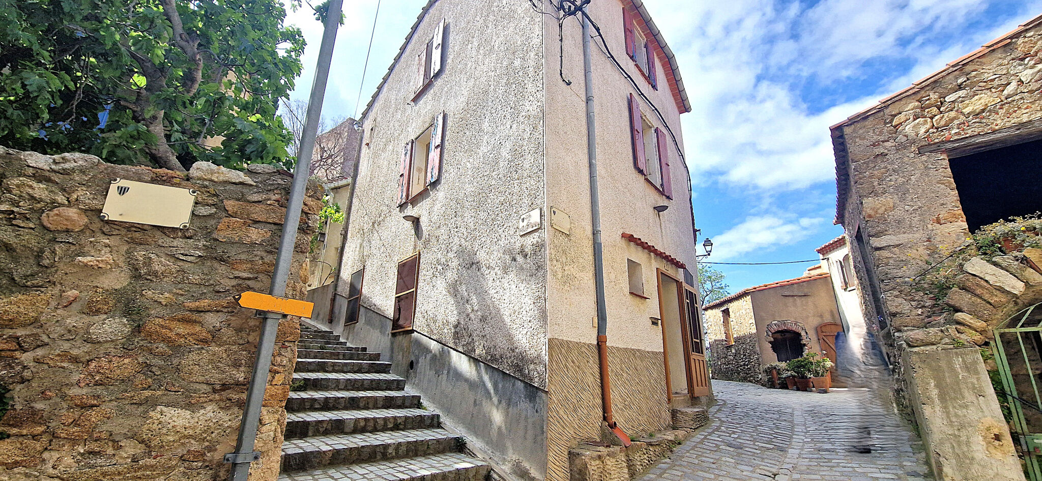 Maison de Village   T4 à vendre Montalba-le-Château 66130