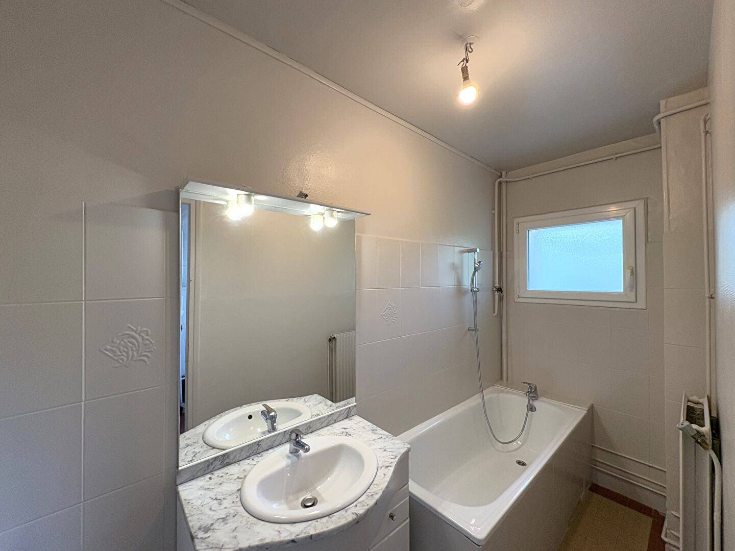 Image d'un appartement 1 pièce, 34 m² à louer à charleville-mézières (08000) à 445€ à charleville-mézières (08000)