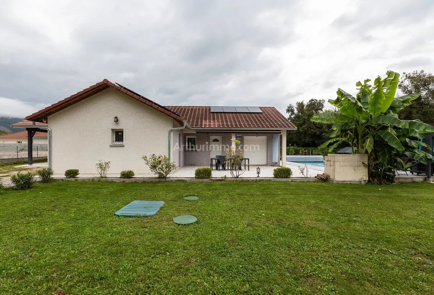Villa plain pied de 2018 avec piscine sur 1500m² — photo 1