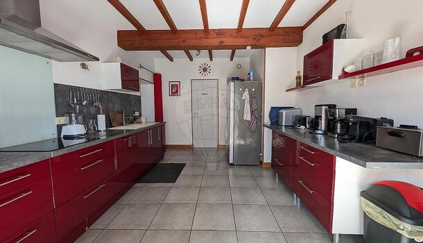 Villa / Maison 8 pièces  à vendre Gémozac 17260