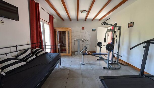 Villa / Maison 8 pièces  à vendre Gémozac 17260