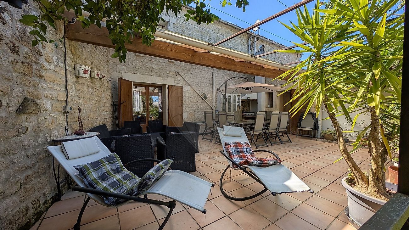 Villa / Maison  T9 à vendre Royan 17200