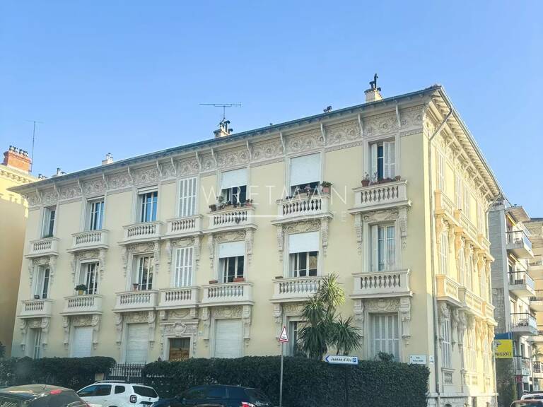 Appartement de 2 pièces à renover  - Nice Valrose — photo 1