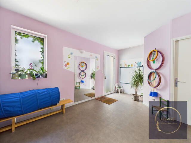 10 % rentabilité Locaux commerciaux à vendre sur artère prin — photo du bien