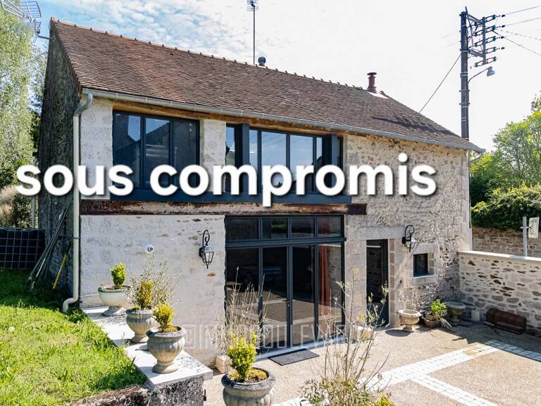 Maison récemment rénovée à vendre à Boussac, Creuse (23) — photo 1
