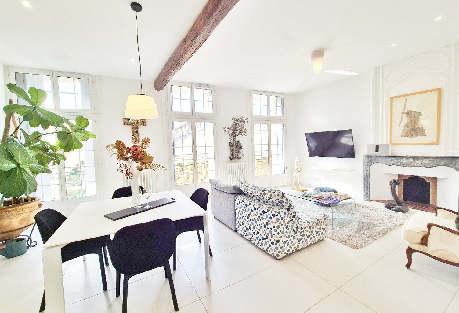 Appartement bourgeois — photo 1
