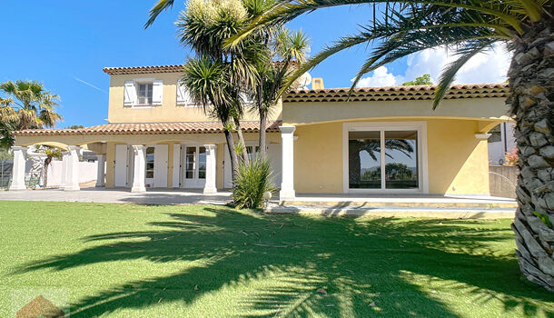 Villa / Maison 8 pièces  à louer Marseille 13eme 13013