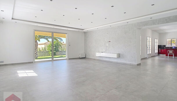 Villa / Maison 8 pièces  à louer Marseille 13eme 13013