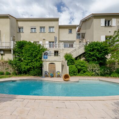 Maison 6 pièces 432900 €