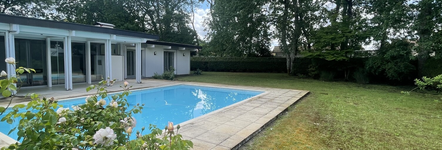 Maison 8 Pièces 252 m² à vendre à Saint-Jean-d'Illac (33127)