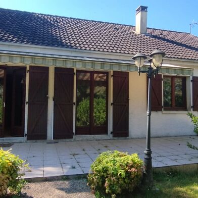 Maison 4 pièces 121600 €
