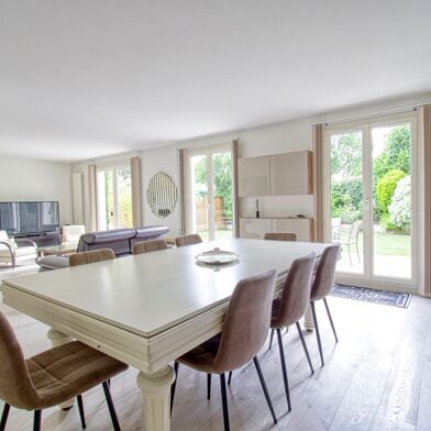 Maison 8 pièces 595000 €