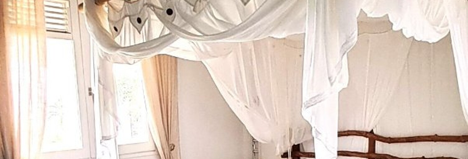 Maison 9 Pièces 175 m² à vendre à Sainte-Rose (97115)