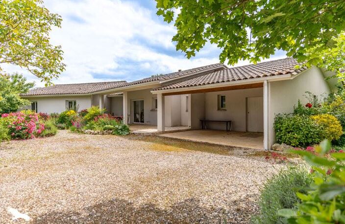 Contemporaine de 5 pièces principales — photo 2