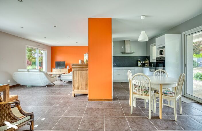 Contemporaine de 5 pièces principales — photo 4