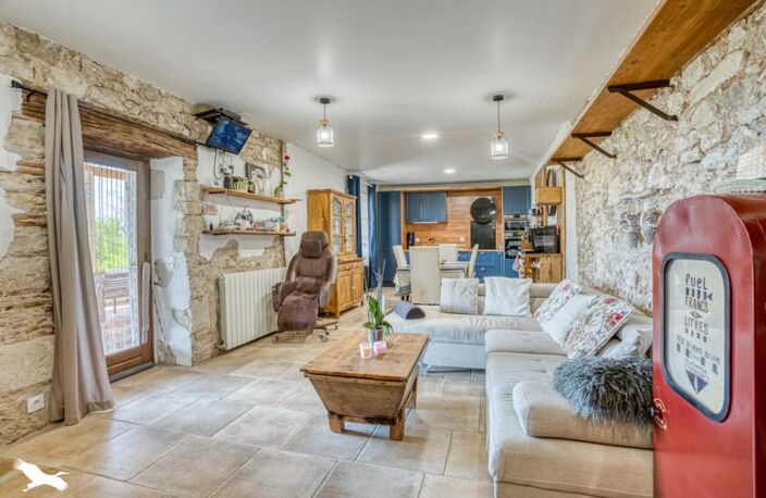 Maison de ville de 7 pièces principales — photo 3