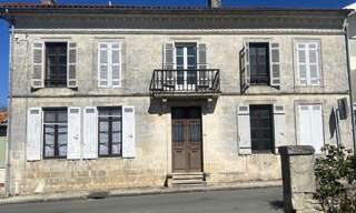 Maison 12 Pièces 294 m² à vendre à Saint-Bonnet-sur-Gironde (17150)